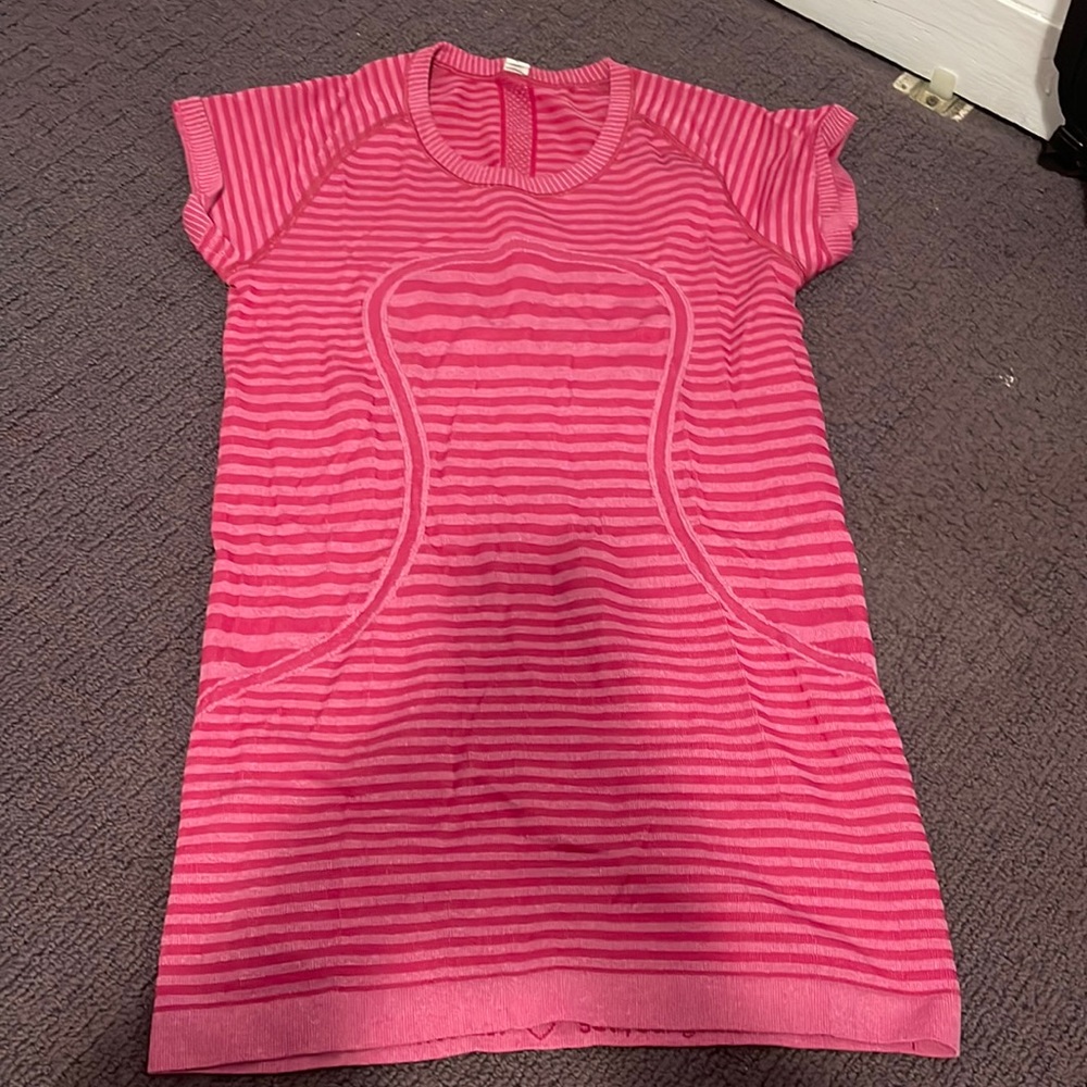 Lululemon shirt
